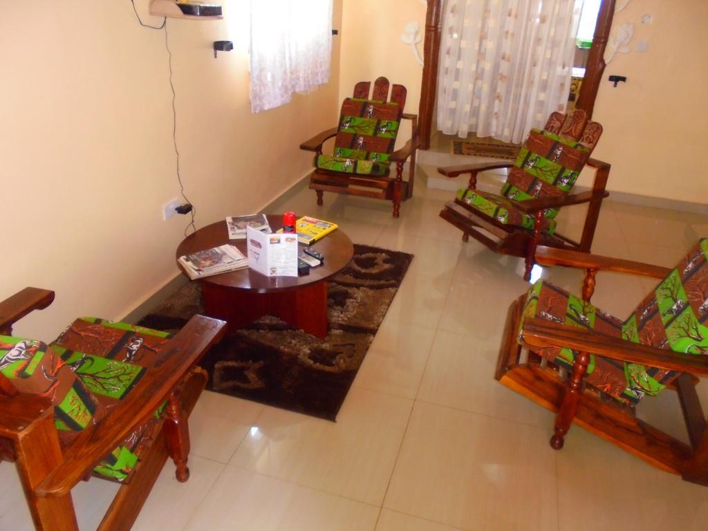 White Rose Lodge Livingstone Buitenkant foto
