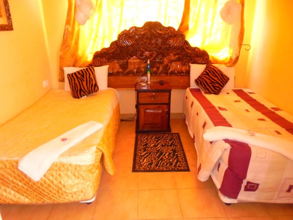 White Rose Lodge Livingstone Buitenkant foto